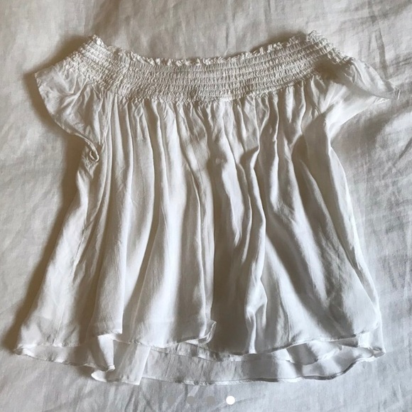 Aritzia flowy top - Picture 3 of 3